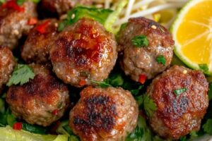 Vietnamese Meatball Salad Recipe
