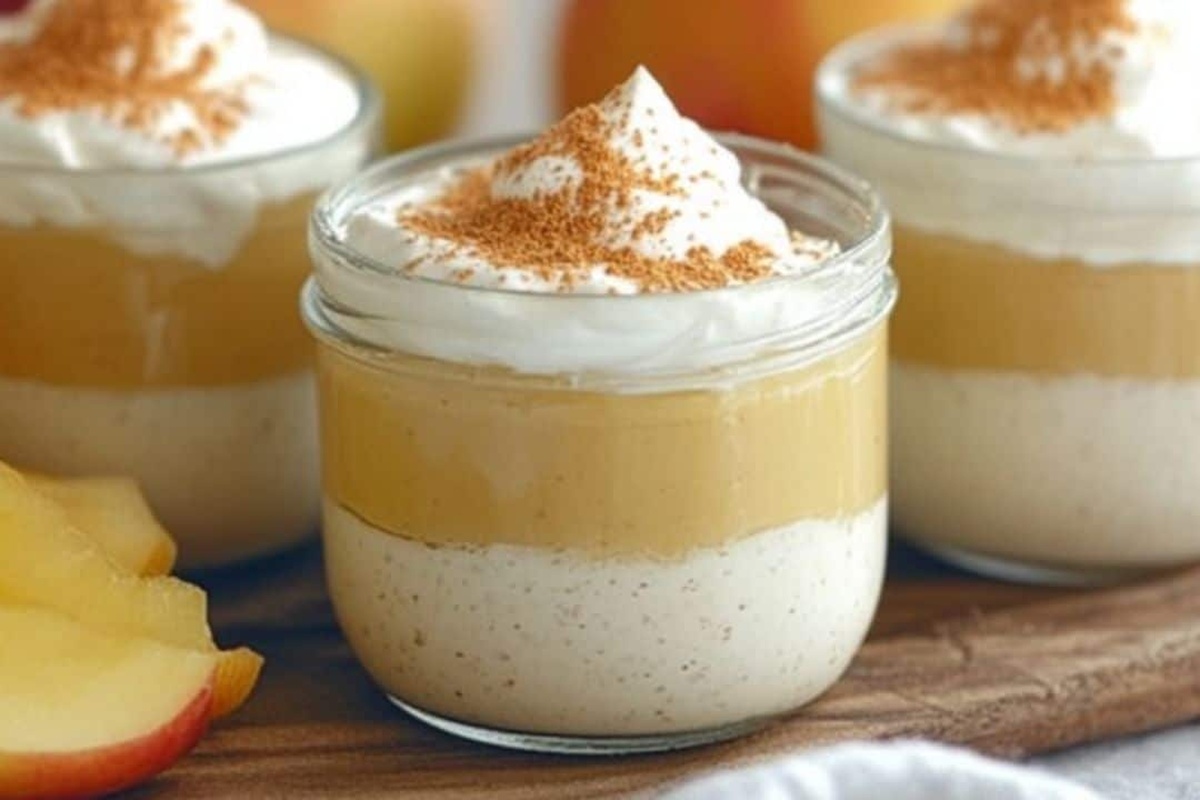Quick & Easy Cinnamon Cream with Applesauce Recipe