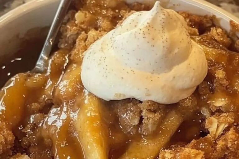 The BEST Apple Crisp Recipe