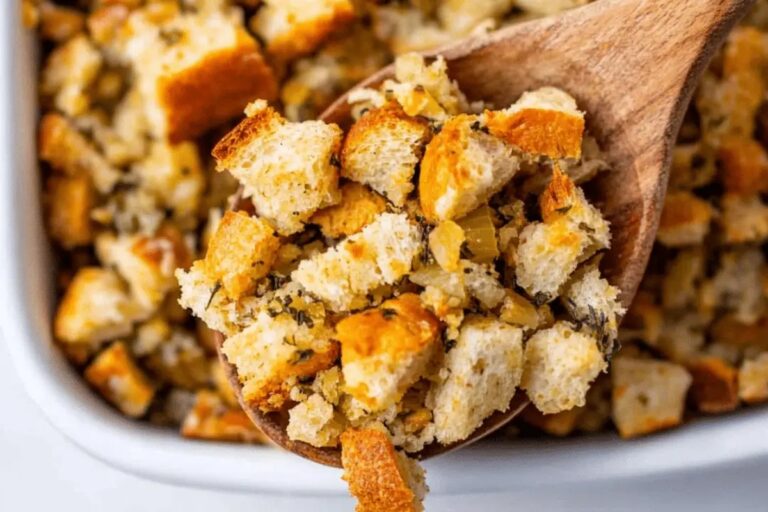 Gwyneth Paltrows Classic Bread Stuffing Recipe