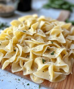 Quick And Easy Garlic Butter Noodles Recipe